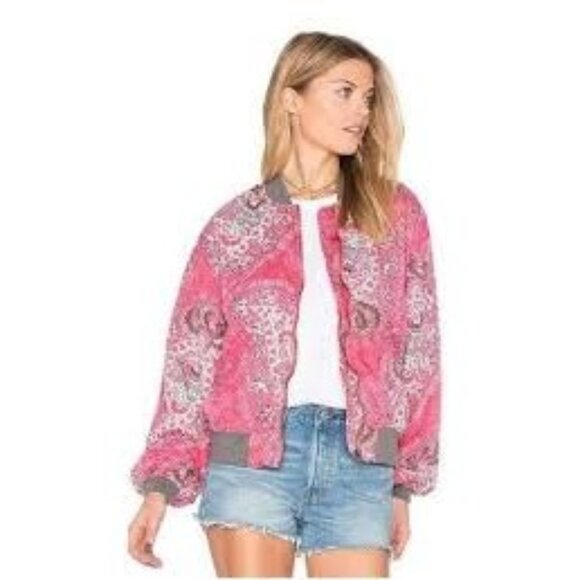 Free People Jackets & Blazers - Free People Day Trip Boho Relaxed Fit Pink Paisley Bomber Zip-up‎ Size M Jacket